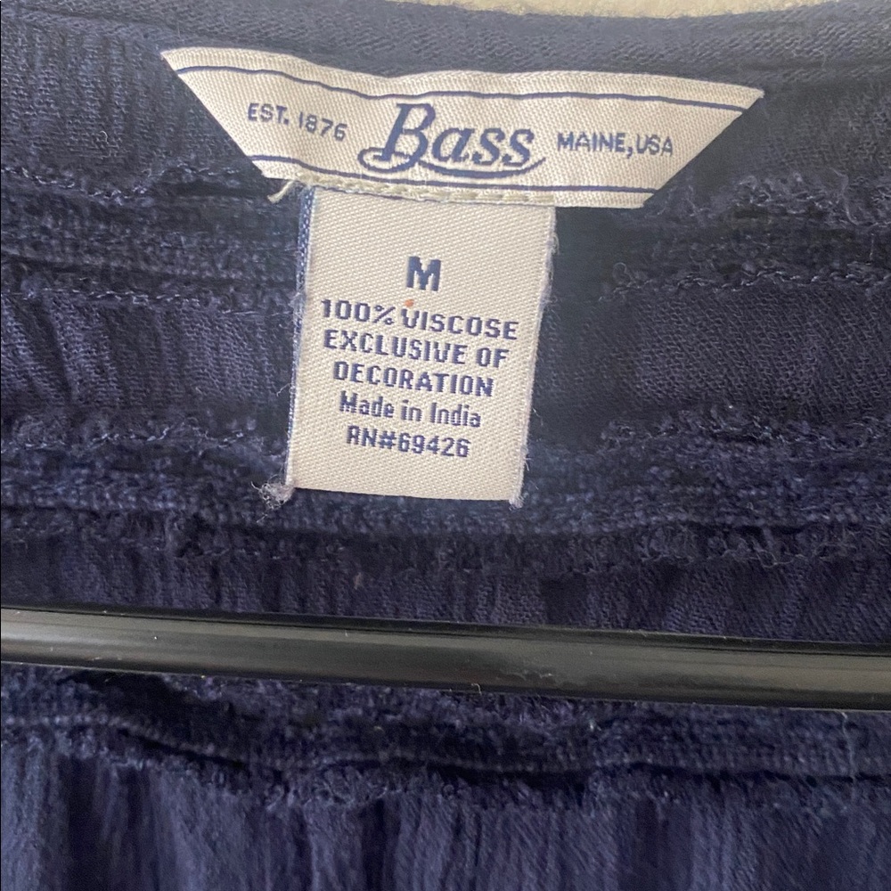 Bass Navy Button-Front V-Neck Blouse - Picture 11 of 11